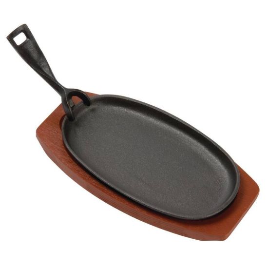 Olympia Cast Iron Oval Sizzler With Wooden Stand 240mm X6 Box of 6 URO SA290 Olympia Cast Iron Oval Sizzler With Wooden Stand 240mm X6 Box of 6 URO SA290